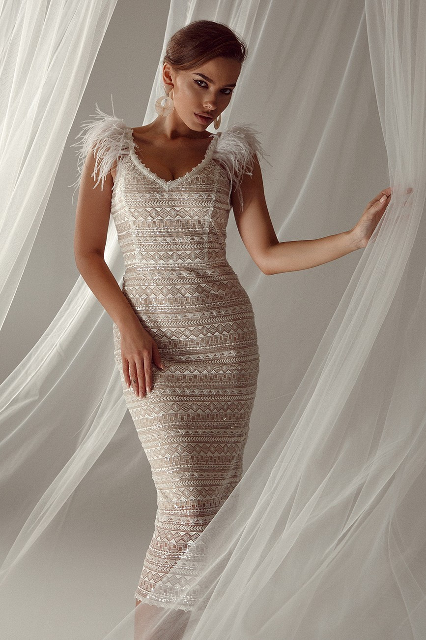 img-0755 расшитое камнями