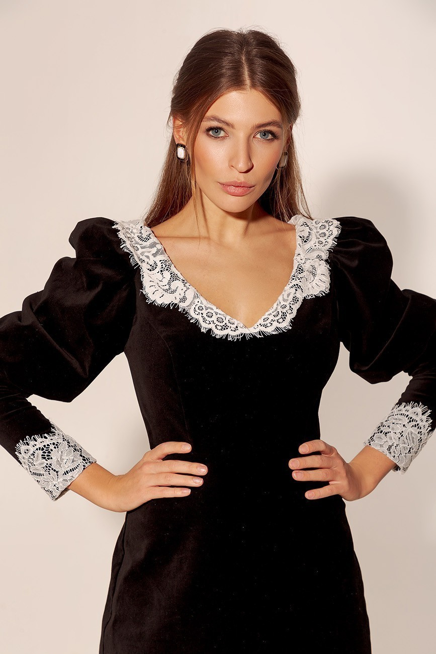 img-2679-kopiya Короткое платье итальянский бархат с кружевом Флора