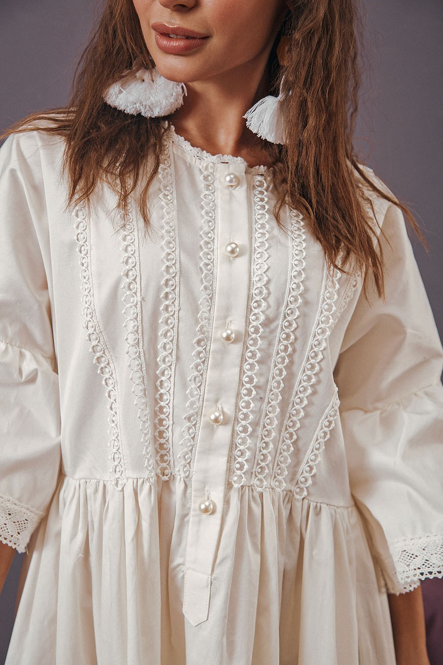img-3080-2 Cotton dress with lace free silhouette