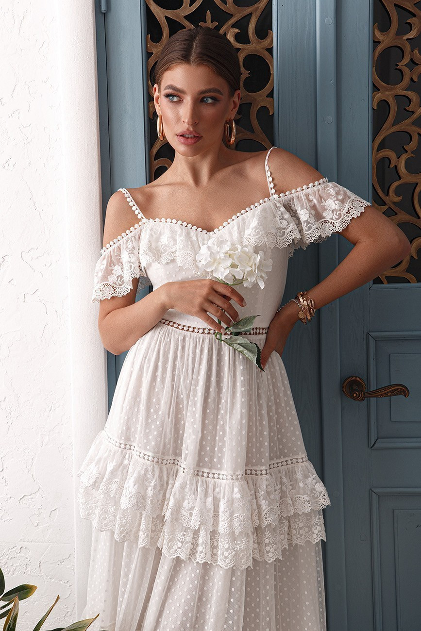 img-3349-copy Сукня мушка з вишивкою в підлогу
