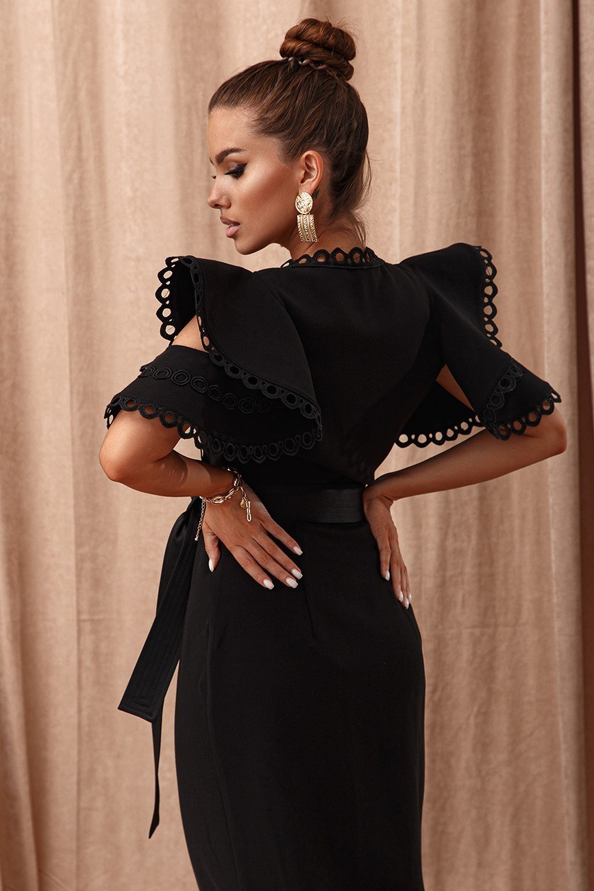 img-3416-2 Dress on a wrap with volants with lace with belt