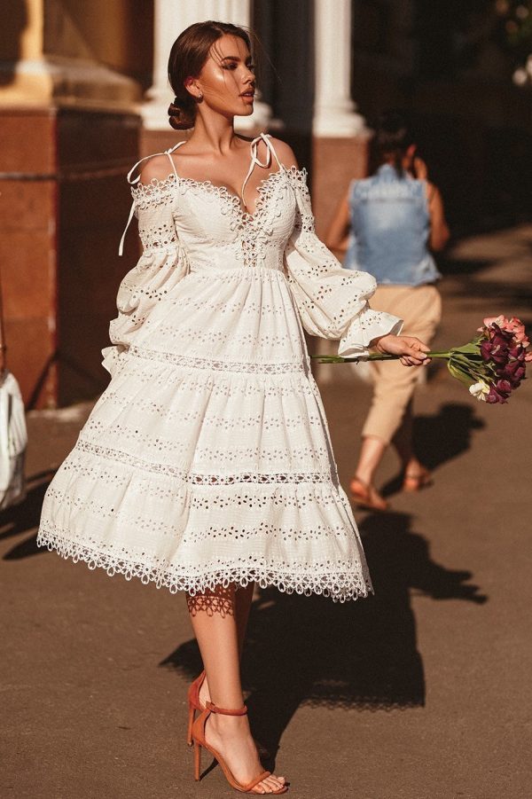 Sundress with lace with open shoulders