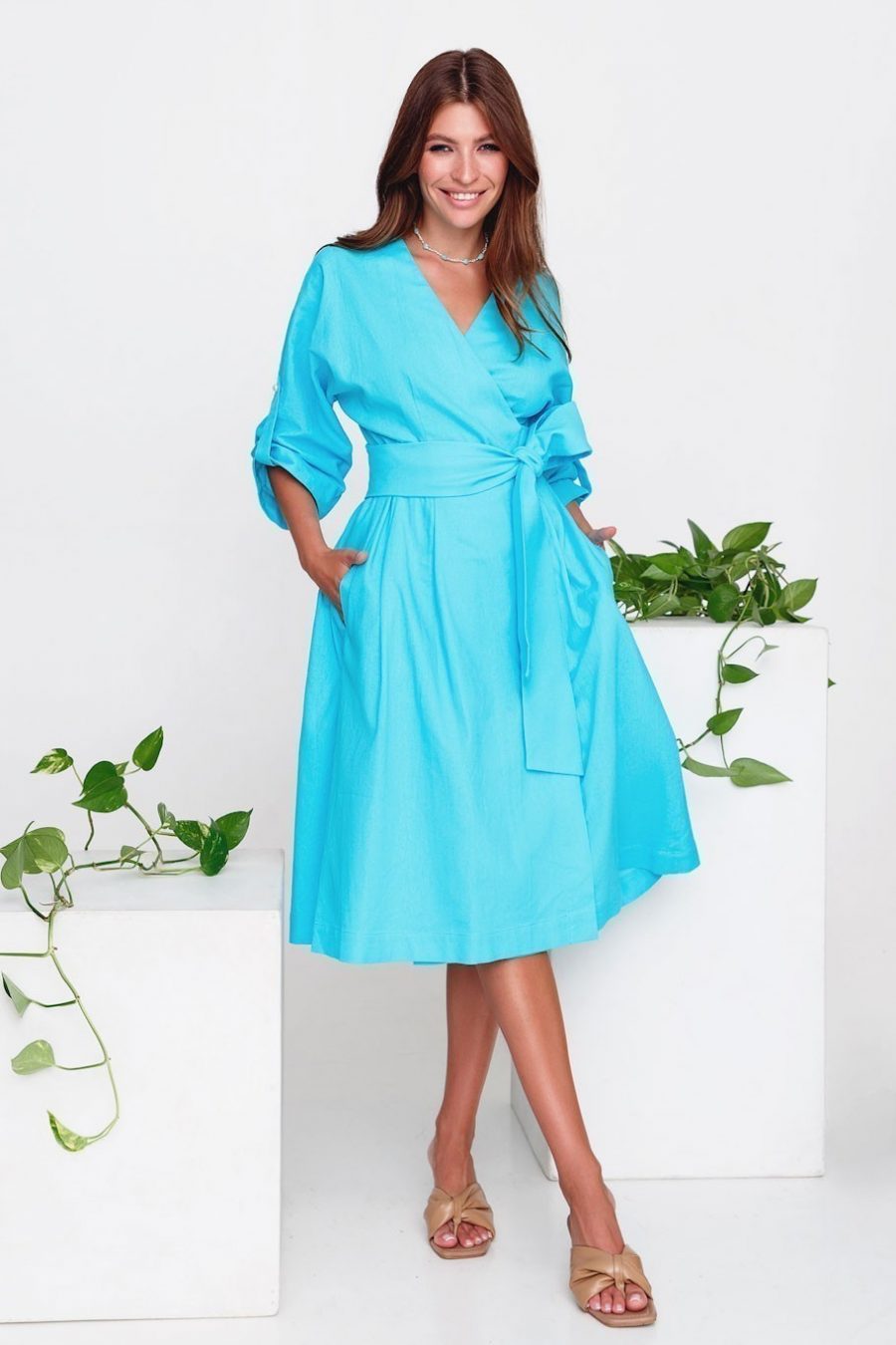 Linen dress on a wrap with pearls