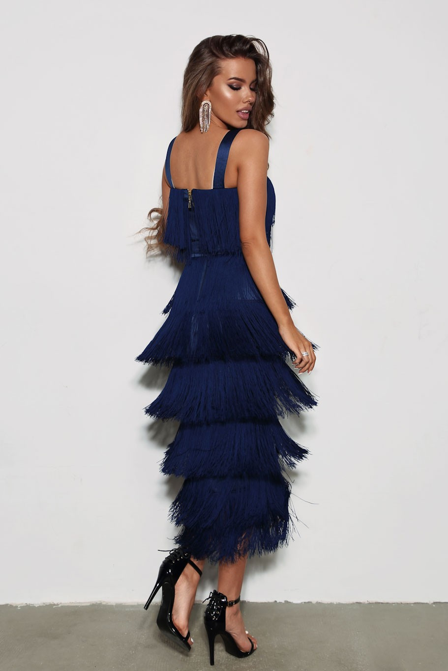 IMG_2243_edited Костюм з короткою шовковою бахромою 15-20 см: топ та спідниця міді