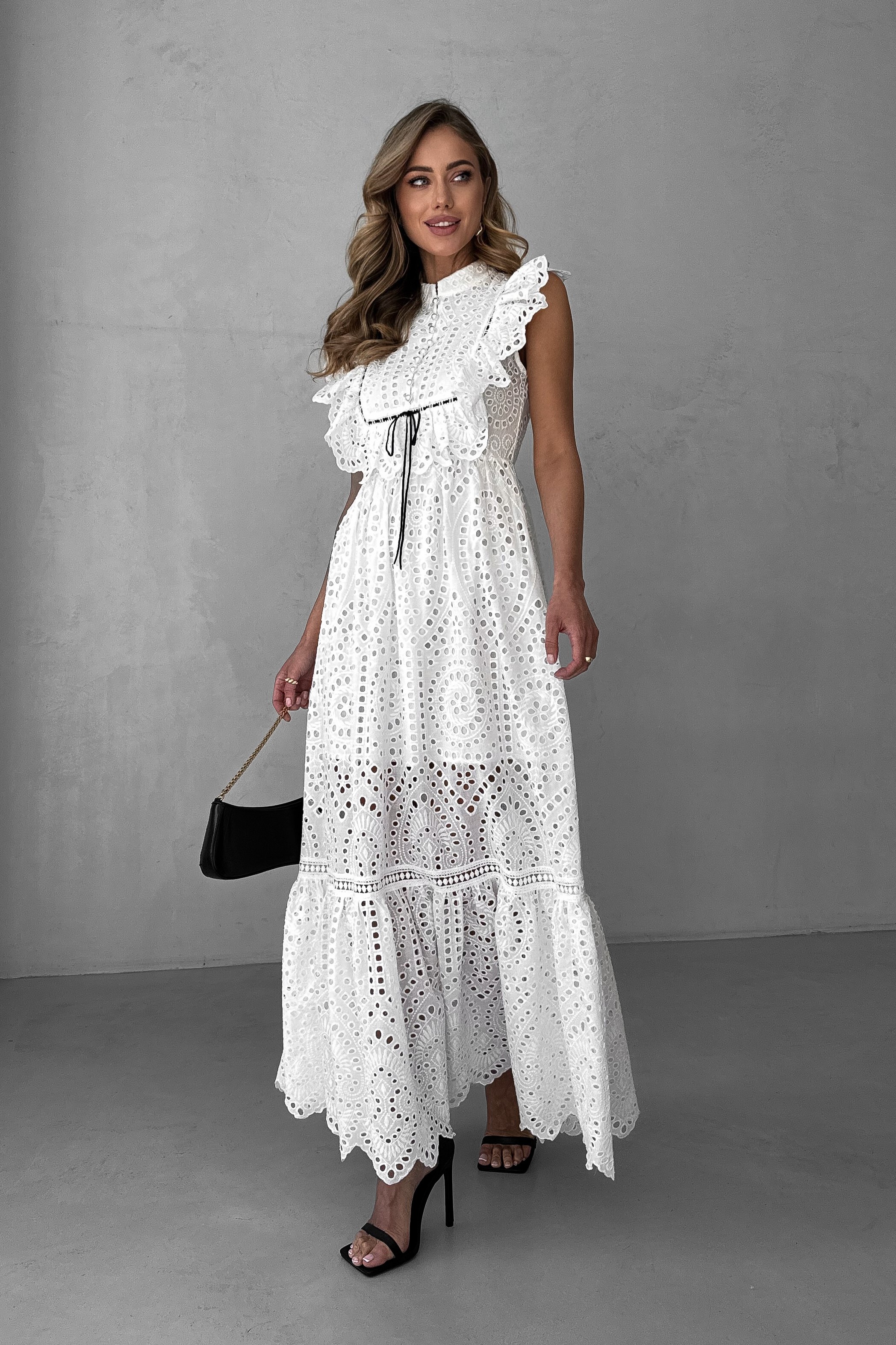 IMG_8184-2 Хлопковое платье из прошвы с жабо и с бархатной лентой