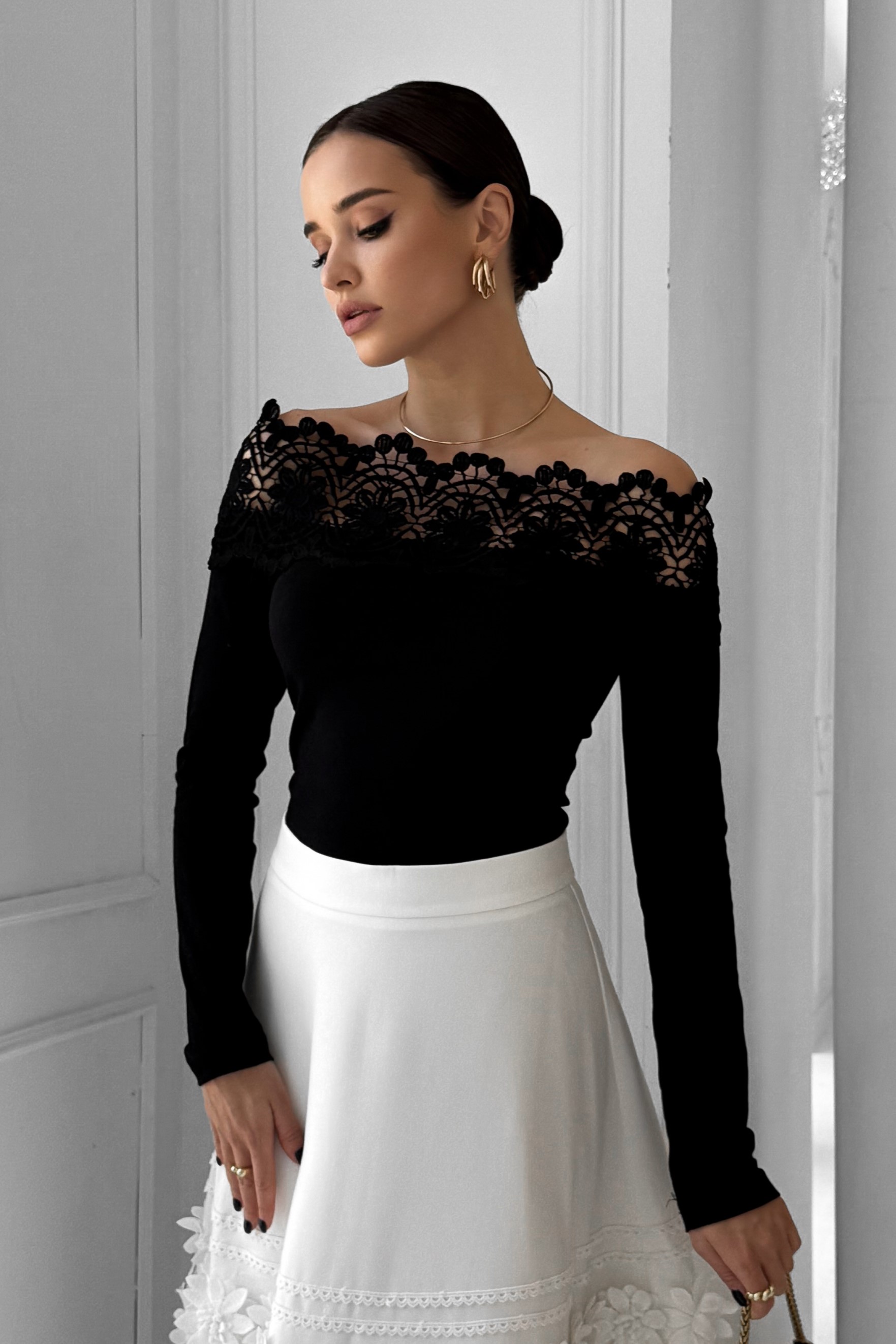 IMG_6782-3 Knitted cotton bodysuit with lace, off-shoulder