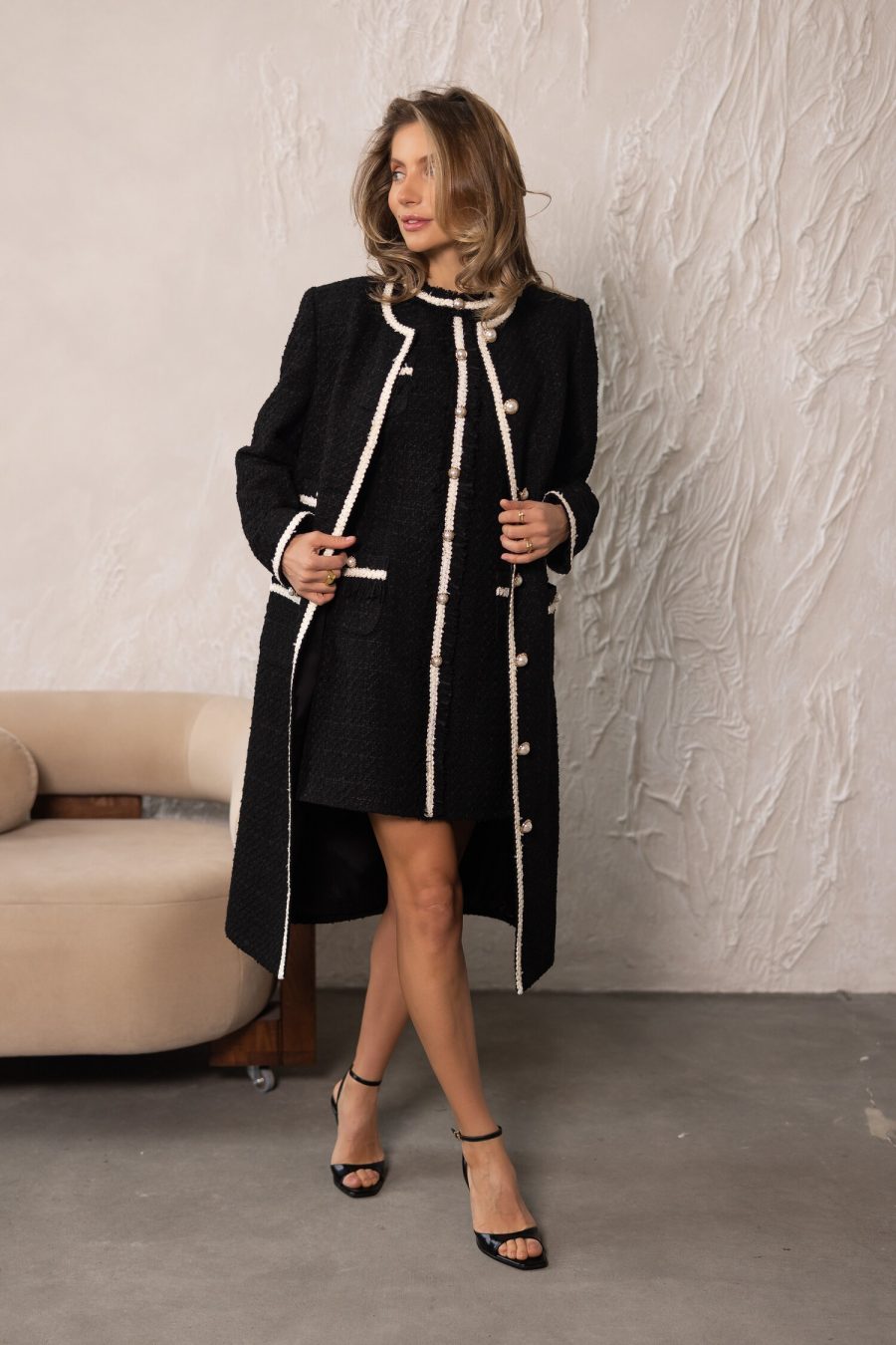 Tweed cardigan without collar, with patch pockets