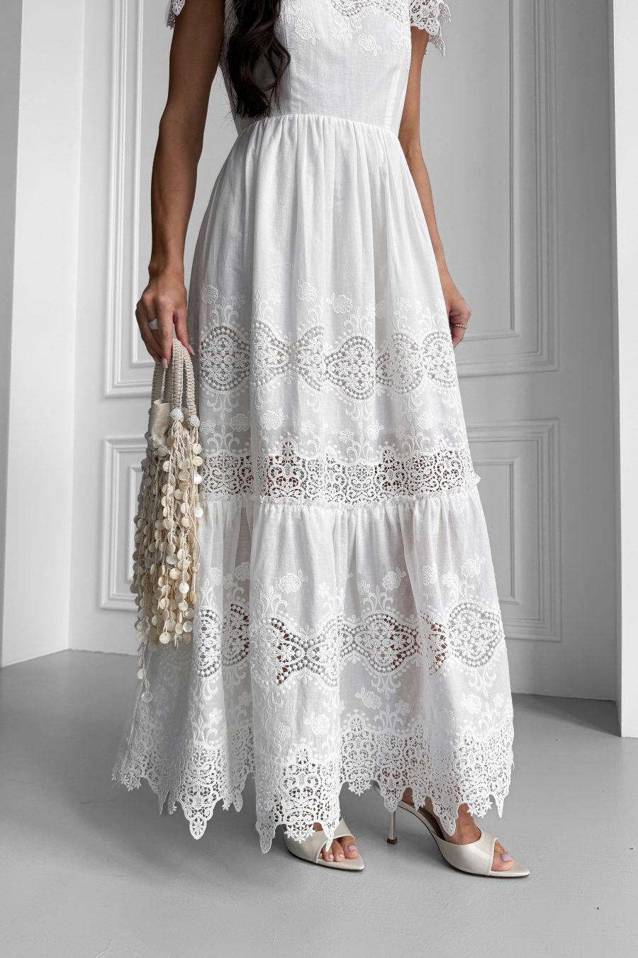 Cotton long dress with roman embroidery