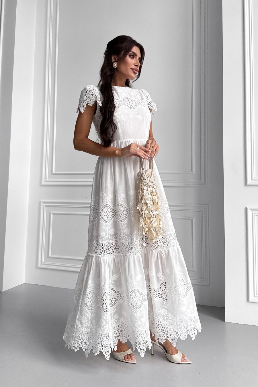 Cotton long dress with roman embroidery