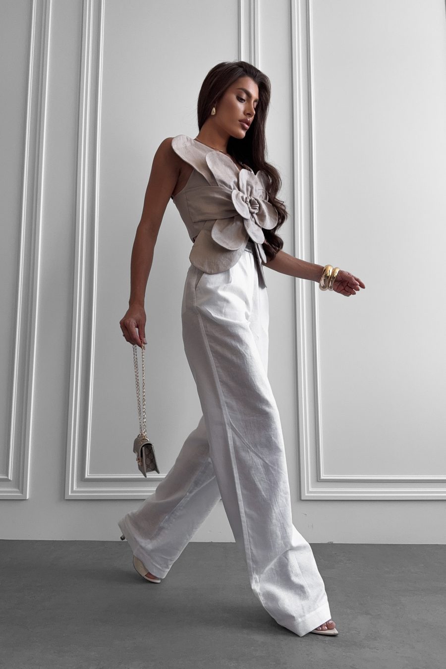 Linen straight long trousers with pockets, with beige piping