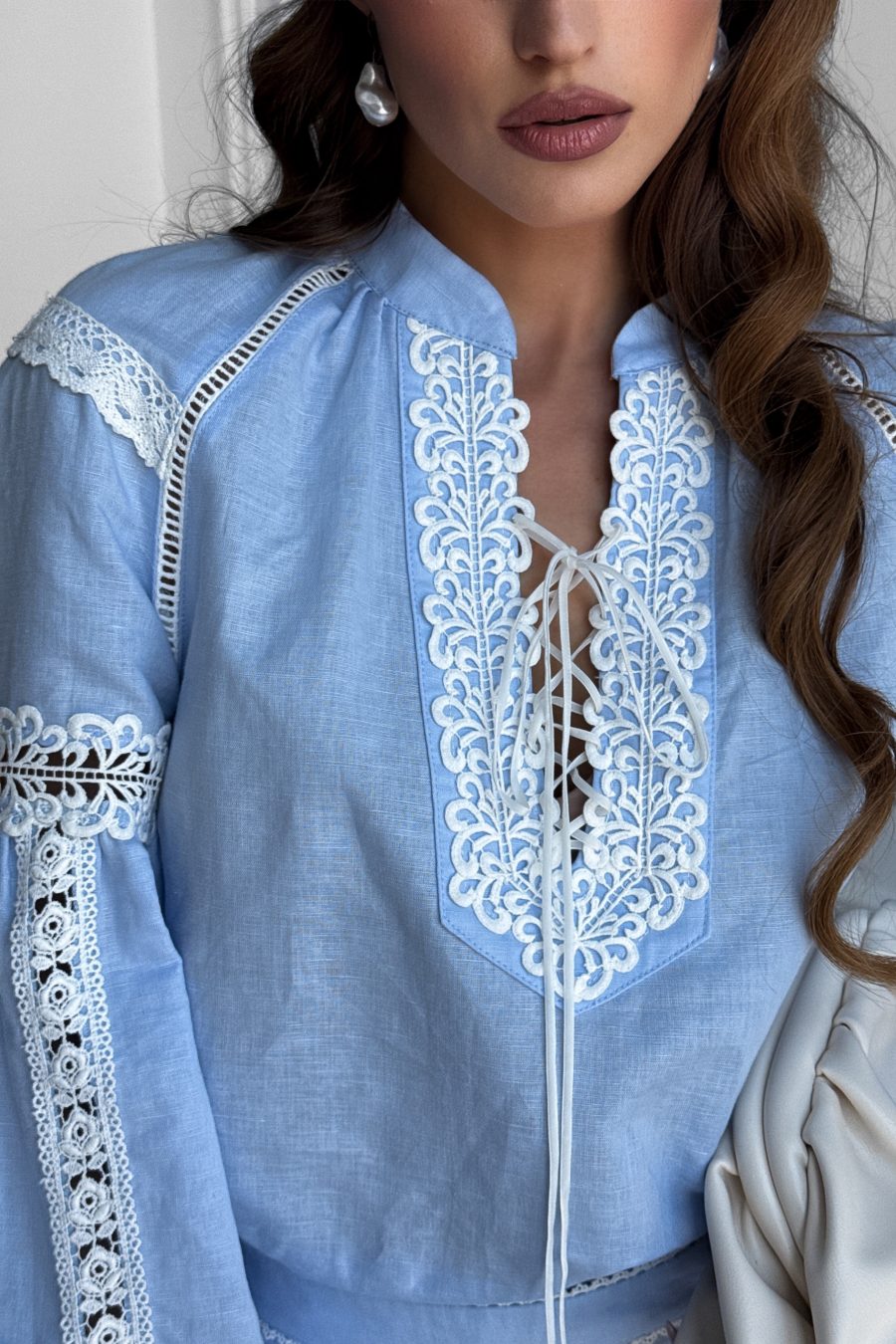 Linen blouse Vyshyvanka with raglan sleeves, with white lace