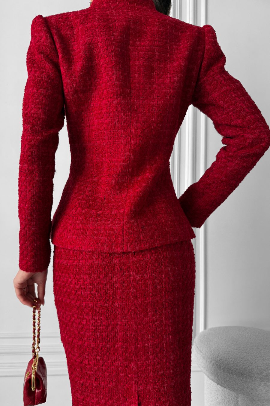 Elegant tweed two-piece suit: jacket and pencil skirt